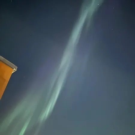 Rooftop Penthouse With Aurora Terrace 公寓