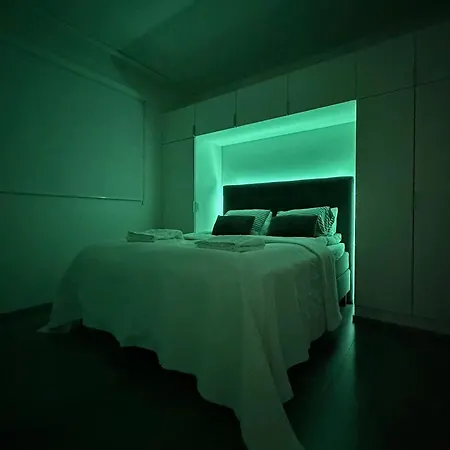 Rooftop Penthouse With Aurora Terrace Apartament